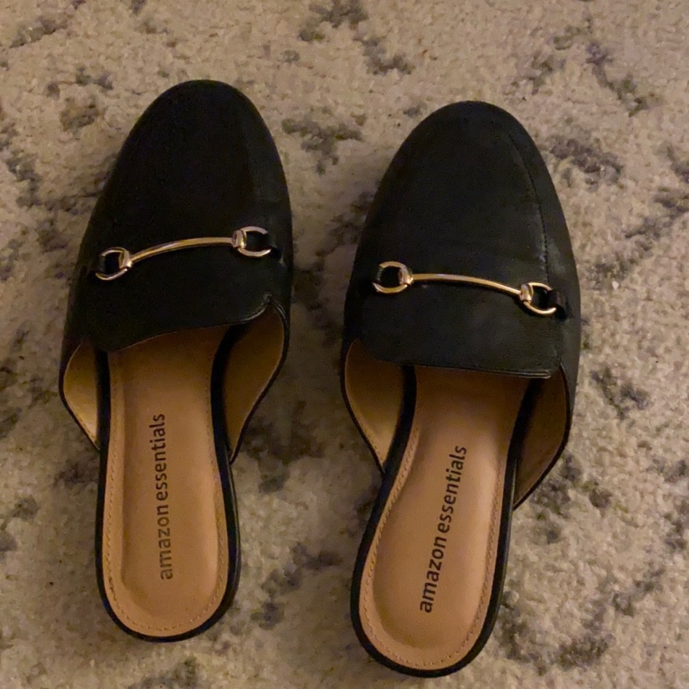 Size 6 Amazon mules